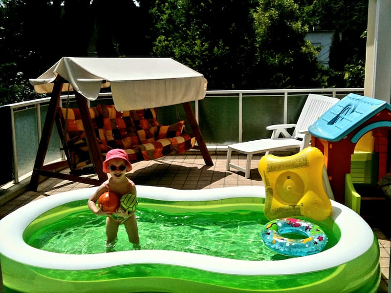 How to maintain an inflatable pool